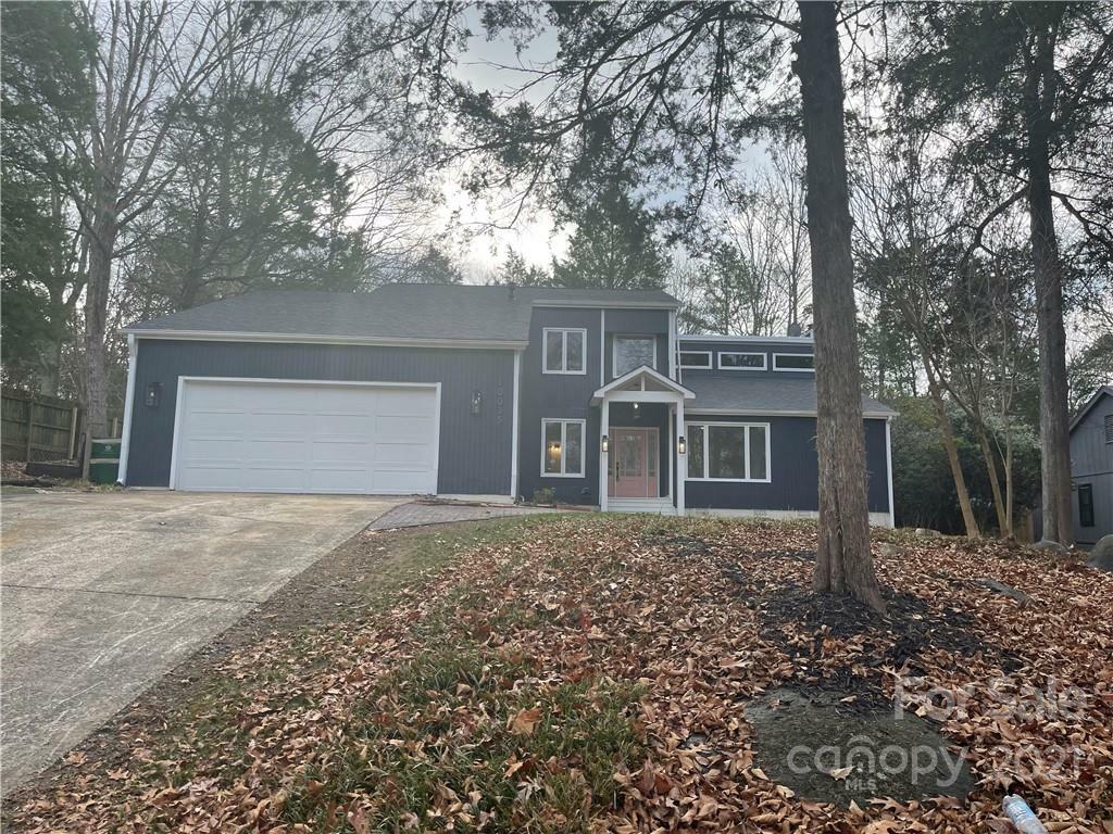 Property Photo:  10035 Four Mile Creek Drive  NC 28277 