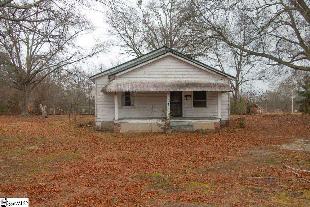 Property Photo:  201 N Old Laurens Road  SC 29644 