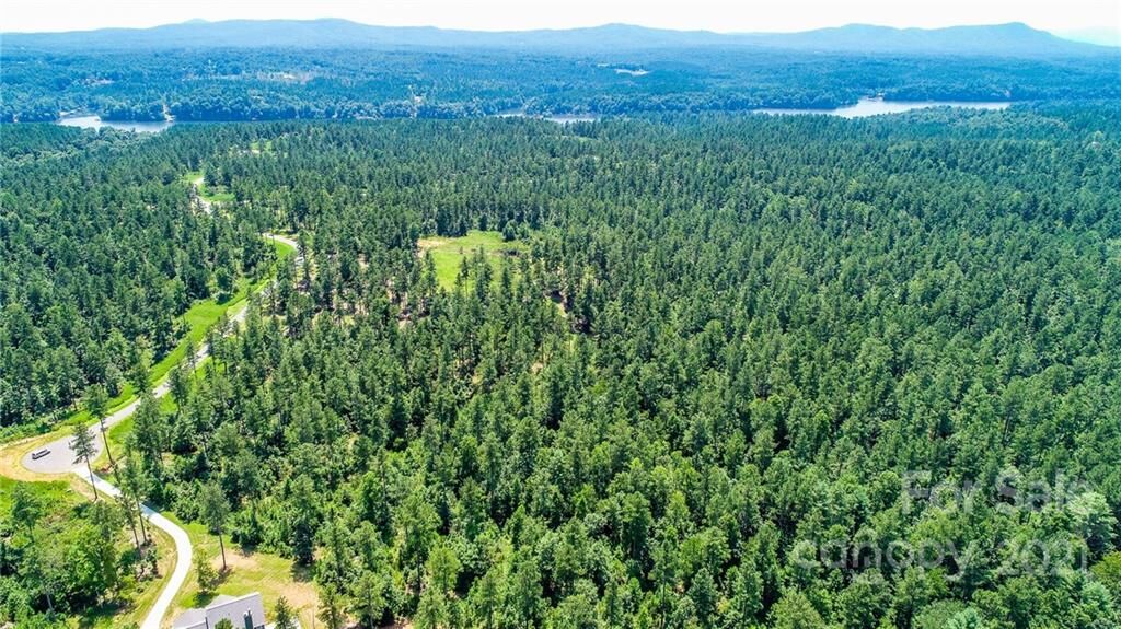 Property Photo: 5525 Big Pine Drive 77 NC 28630