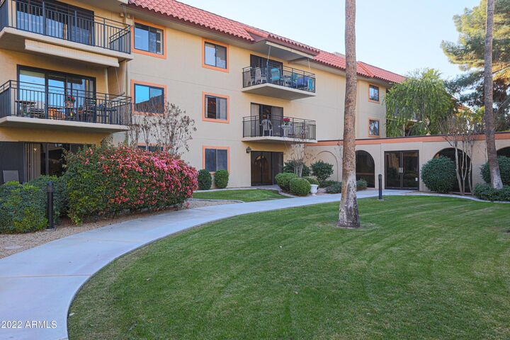 Property Photo:  10330 W Thunderbird Boulevard  AZ 85351 