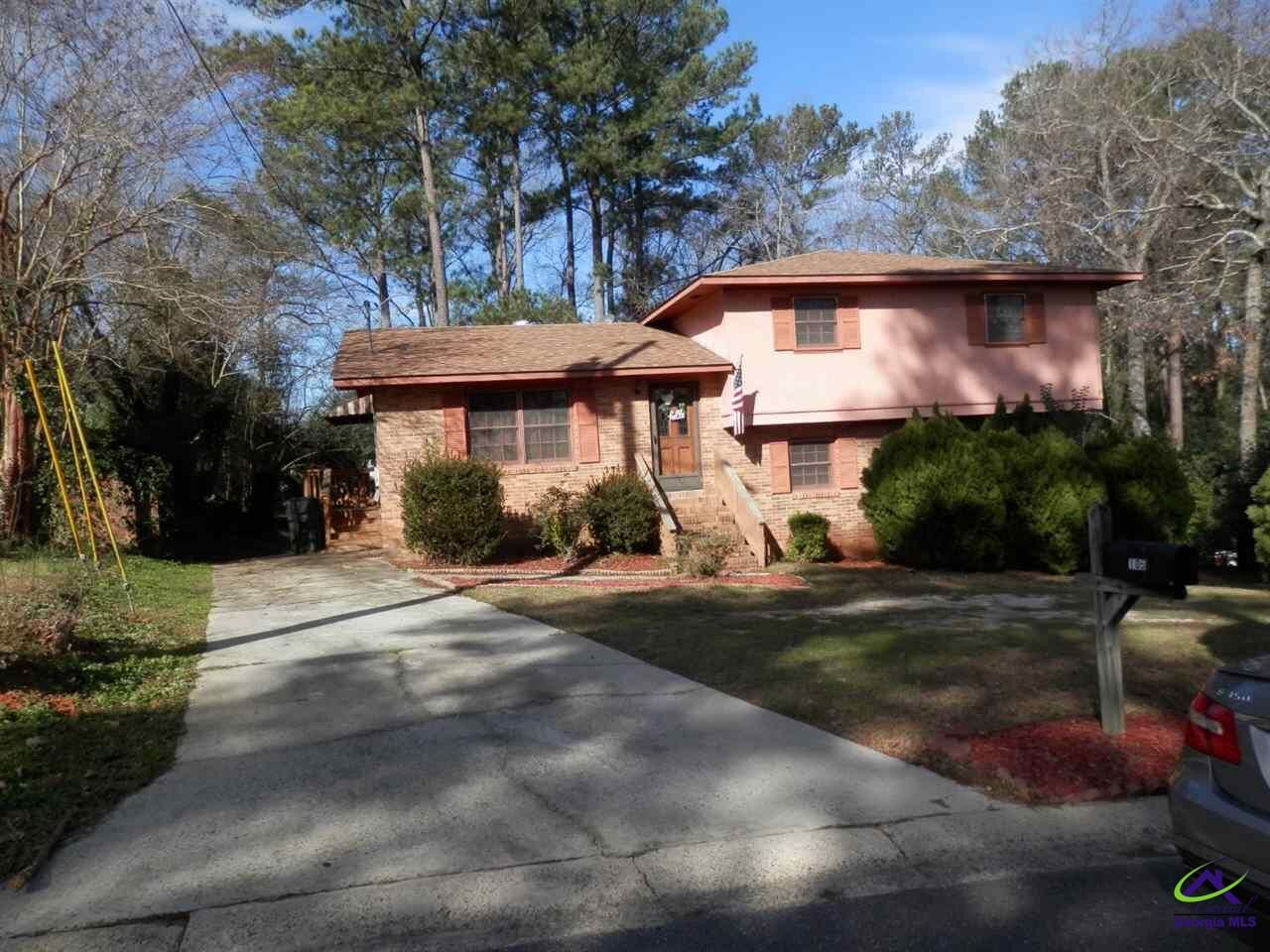 Property Photo:  105 Vassas Court  GA 31088 