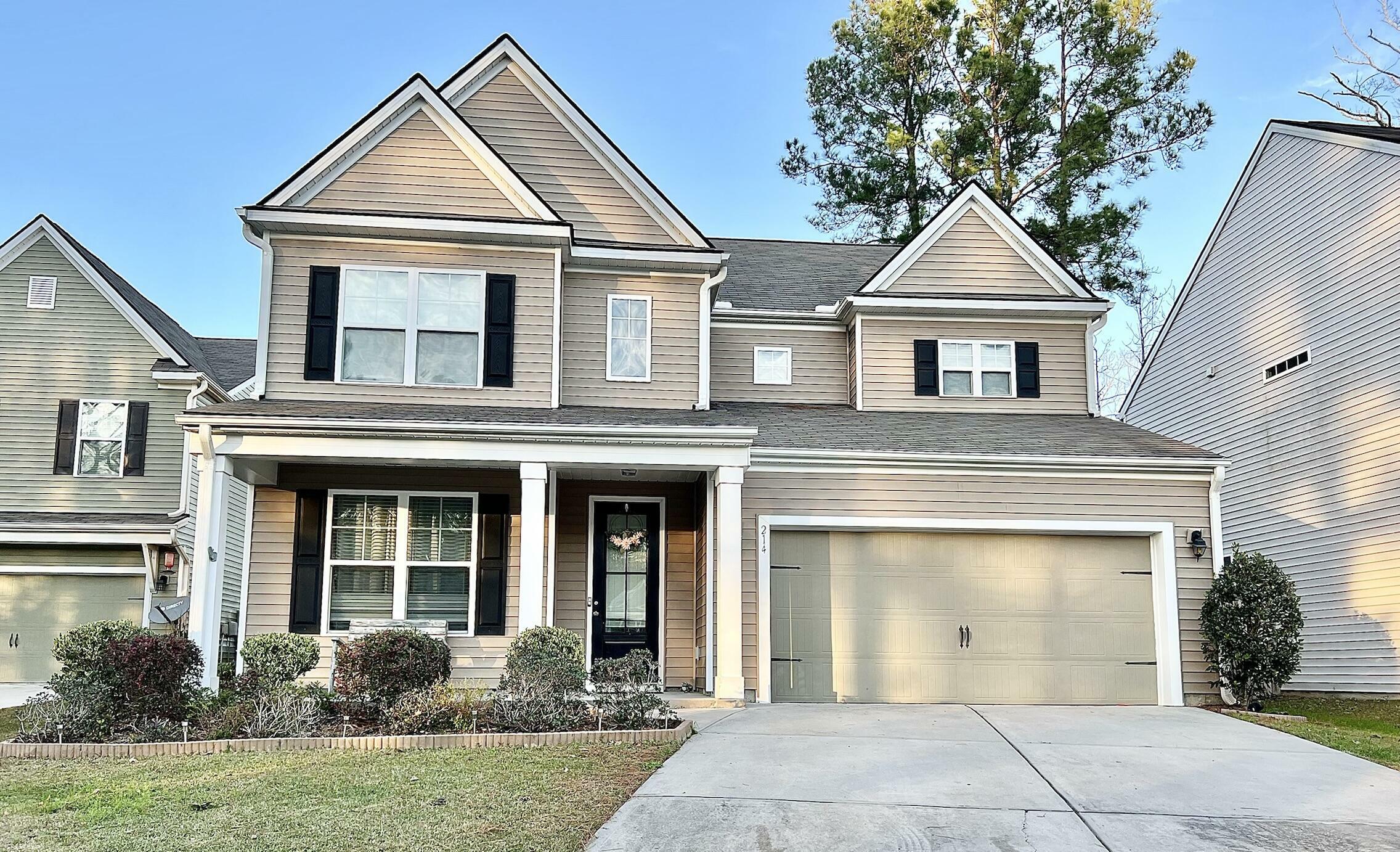 Property Photo:  214 Roanoke Hill Court  SC 29483 