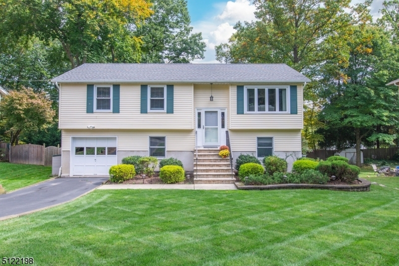 Property Photo: 83 Oakland Ave NJ 07866