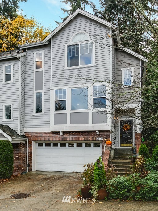 Property Photo: 15409 135th Place NE 30C WA 98072