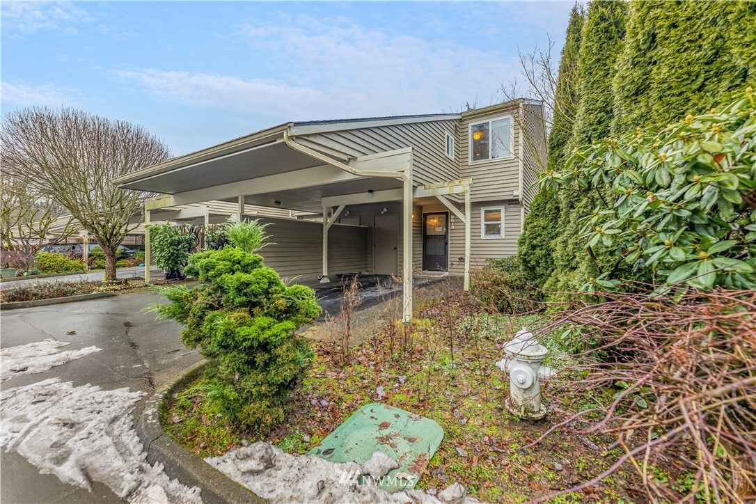 Property Photo:  9613 NE 121st Lane  WA 98034 