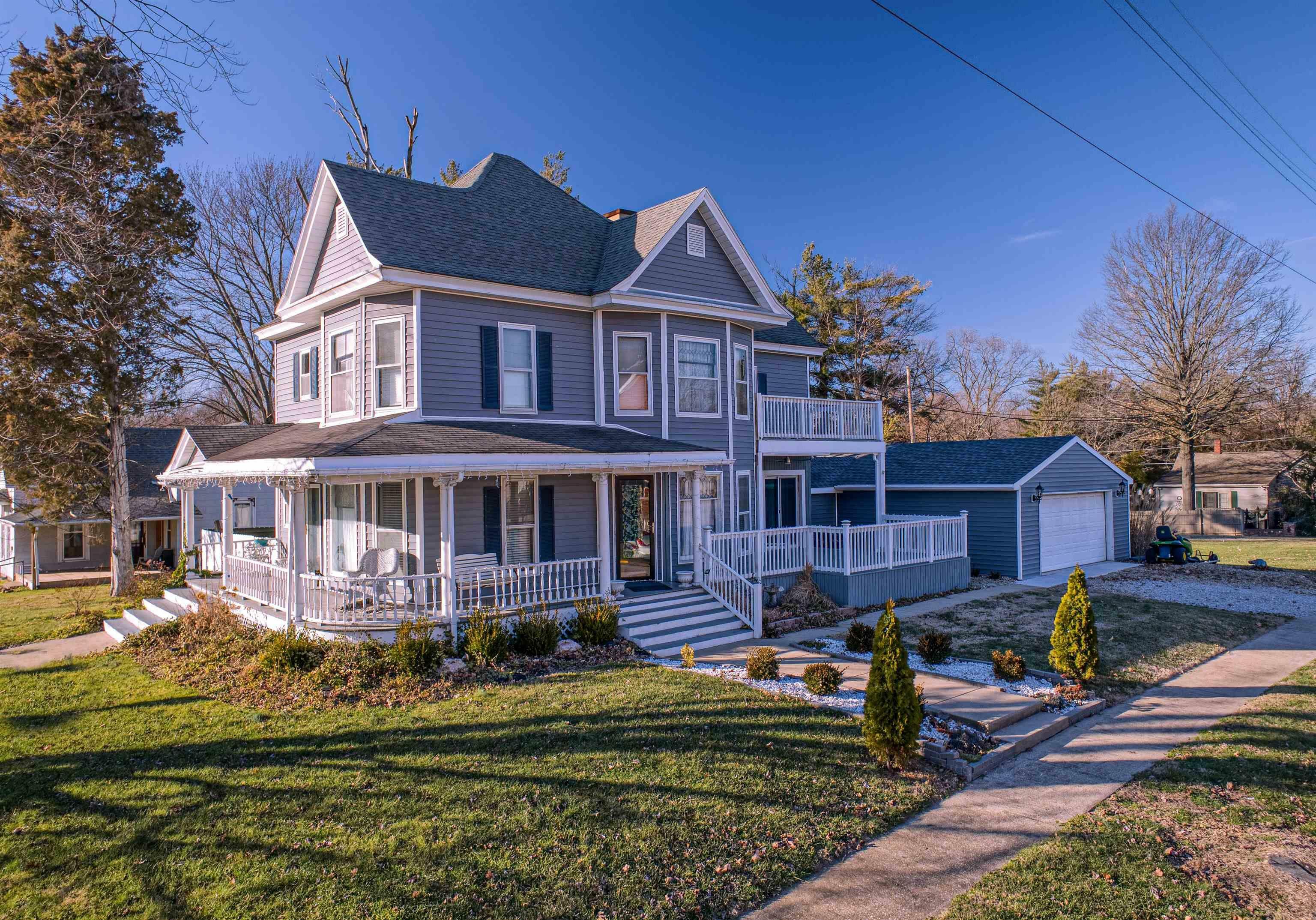 Property Photo: 202 W Brummitt Street IN 47665