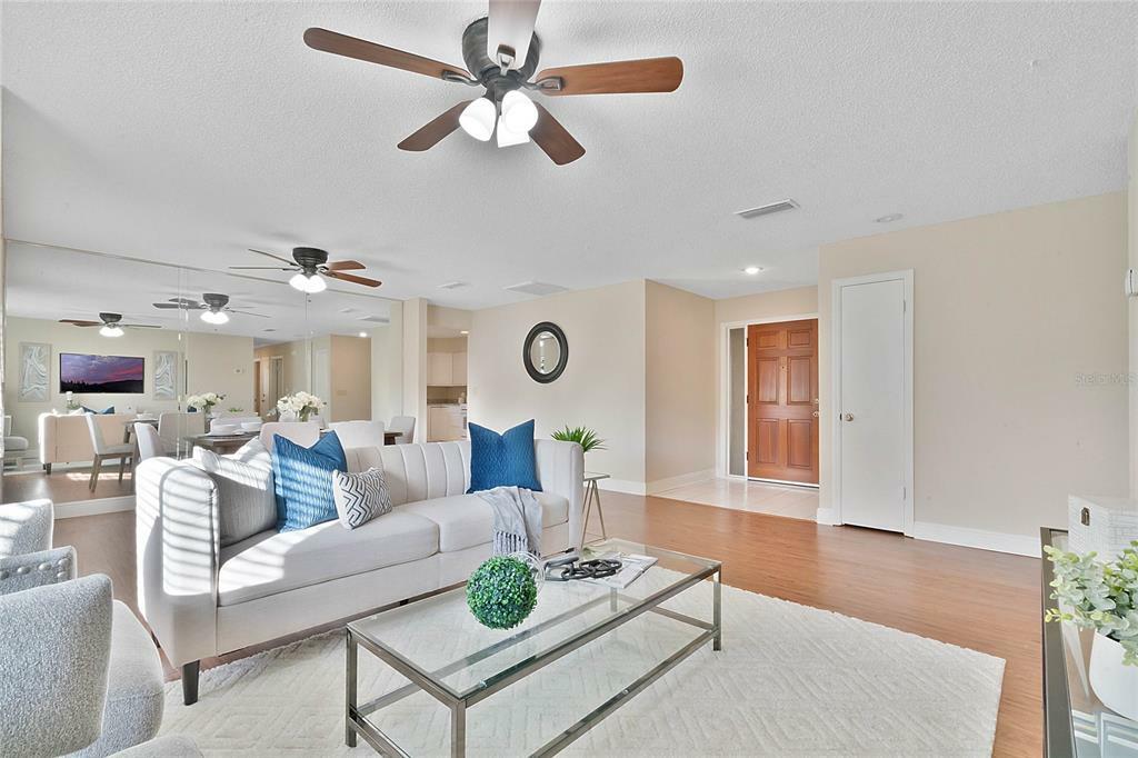 Property Photo: 3520 Seaford Lane FL 32707