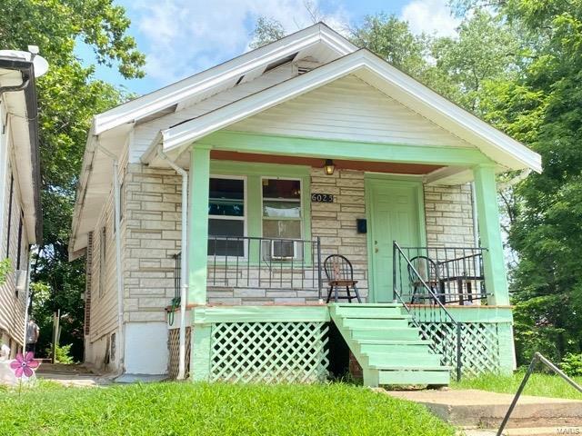 Property Photo:  6025 Lucille Avenue   63136 