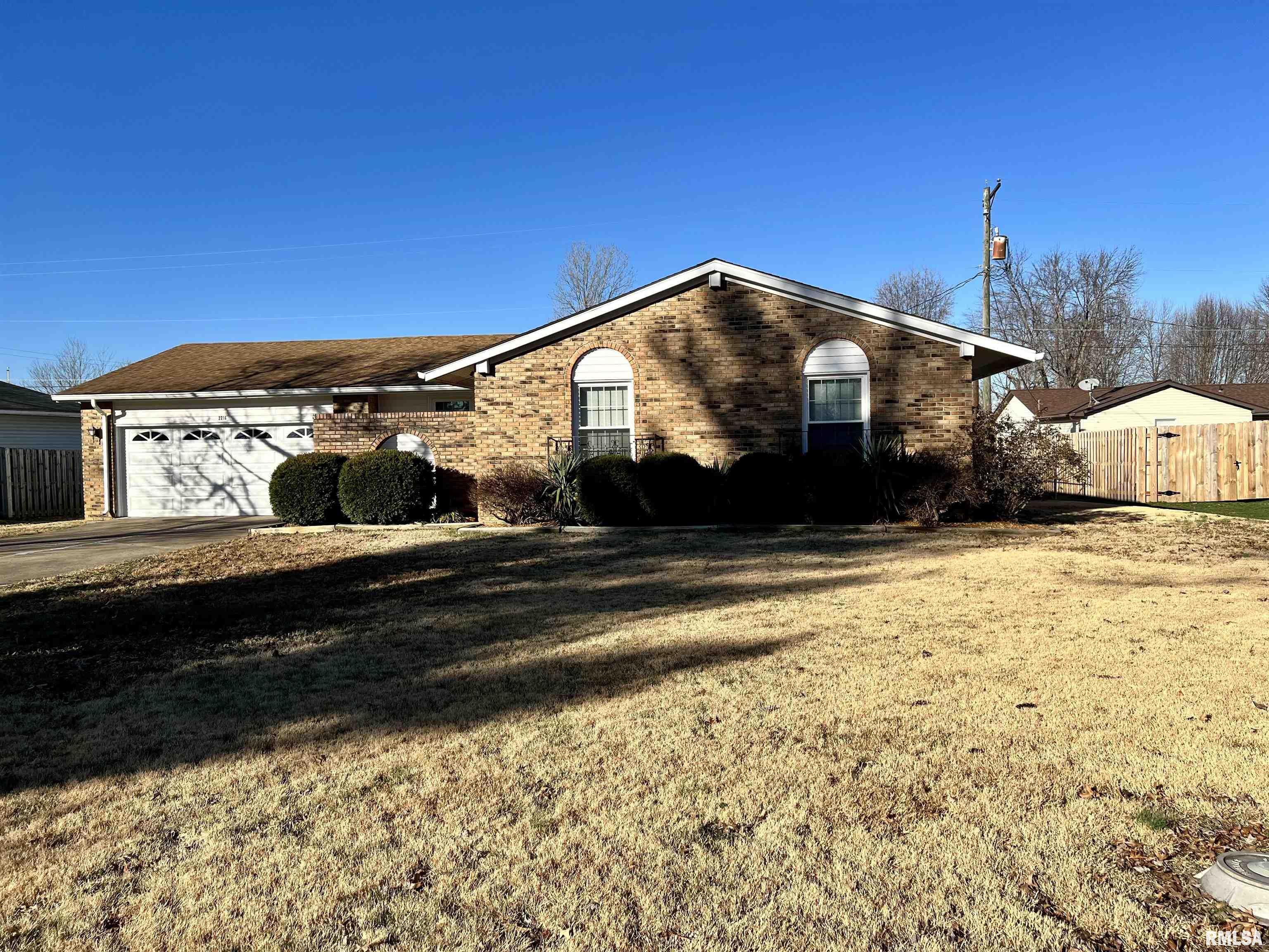 Property Photo:  2216 Michelle  IL 62959 
