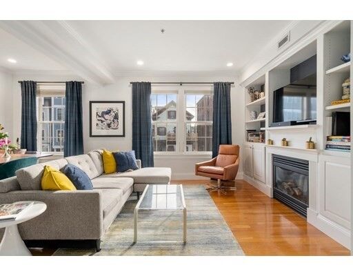 Property Photo:  371 Dorchester St 3  MA 02127 