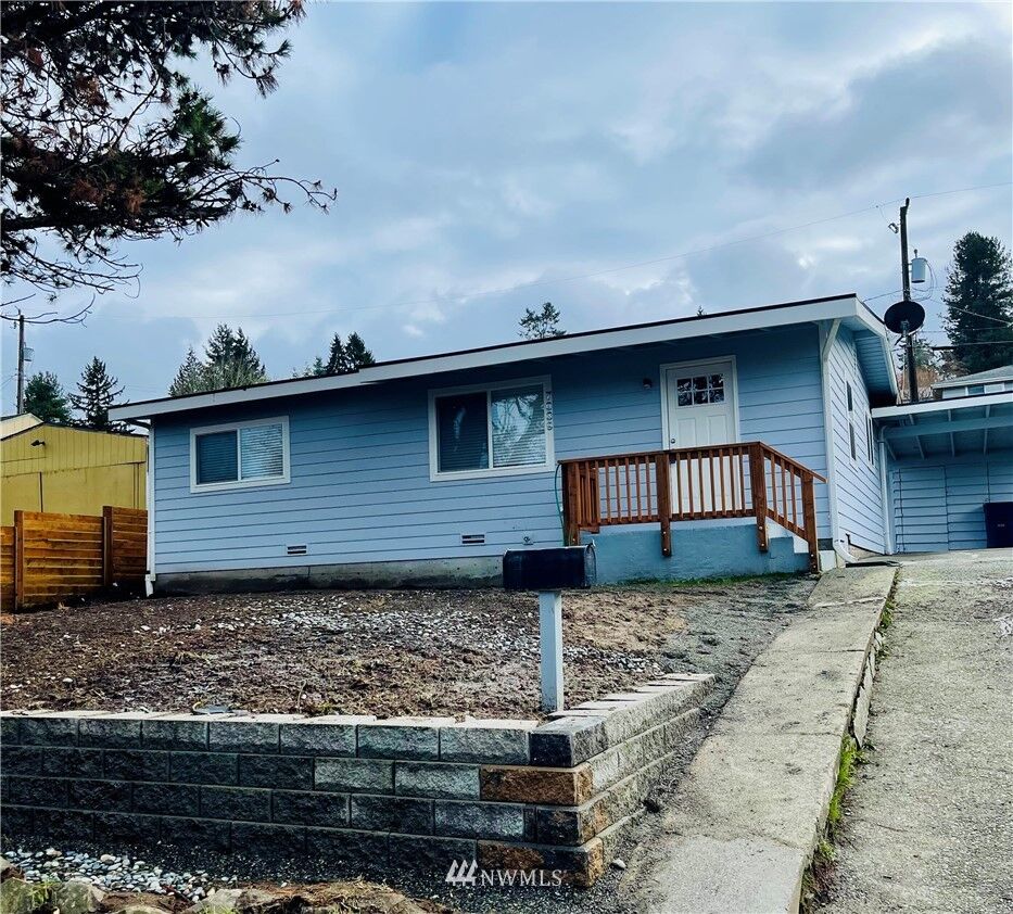 Property Photo:  7039 S 125th Street  WA 98178 