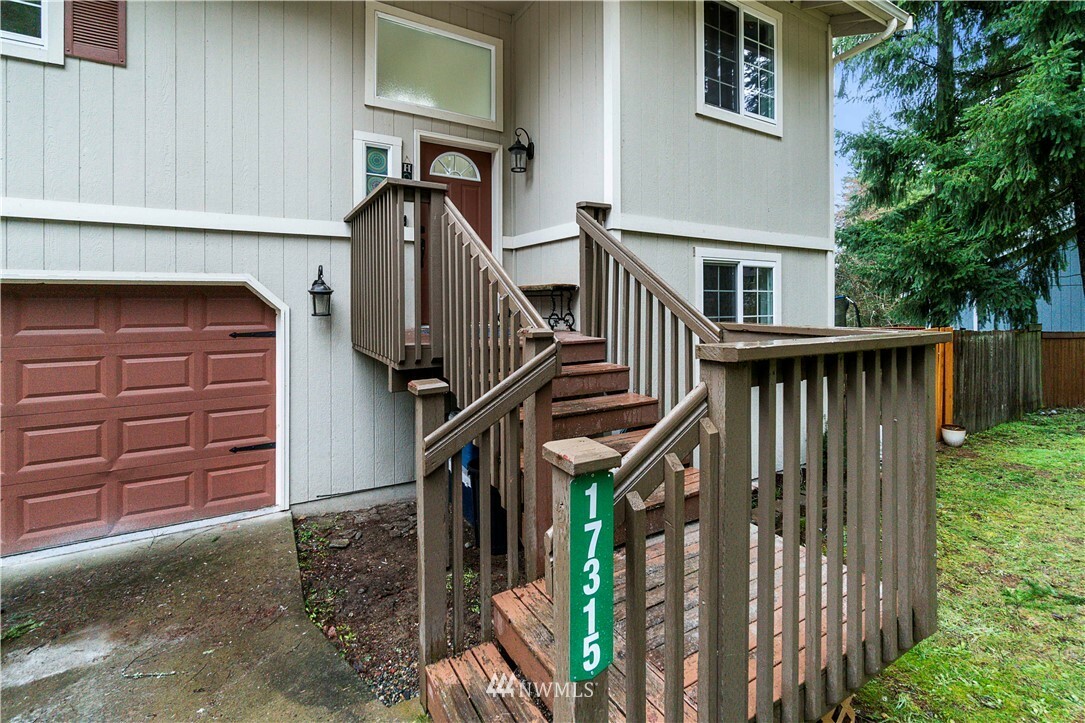 Property Photo:  17315 West View Lane SE  WA 98597 