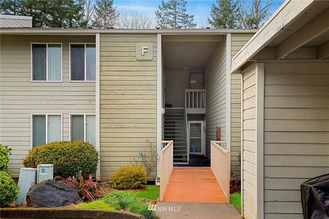 14401 SE Petrovitsky Road F204  Renton WA 98058 photo