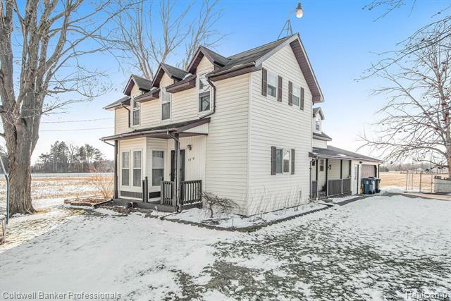 Property Photo:  1474 S Van Vleet Road  MI 48473 