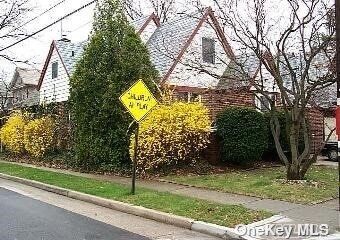 Property Photo:  118 Lowell Avenue  NY 11040 