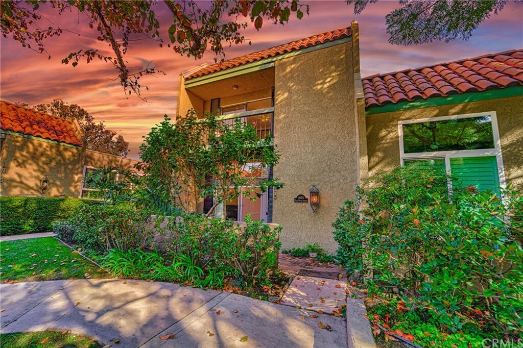 Property Photo: 1070 Palo Verde Avenue CA 90815