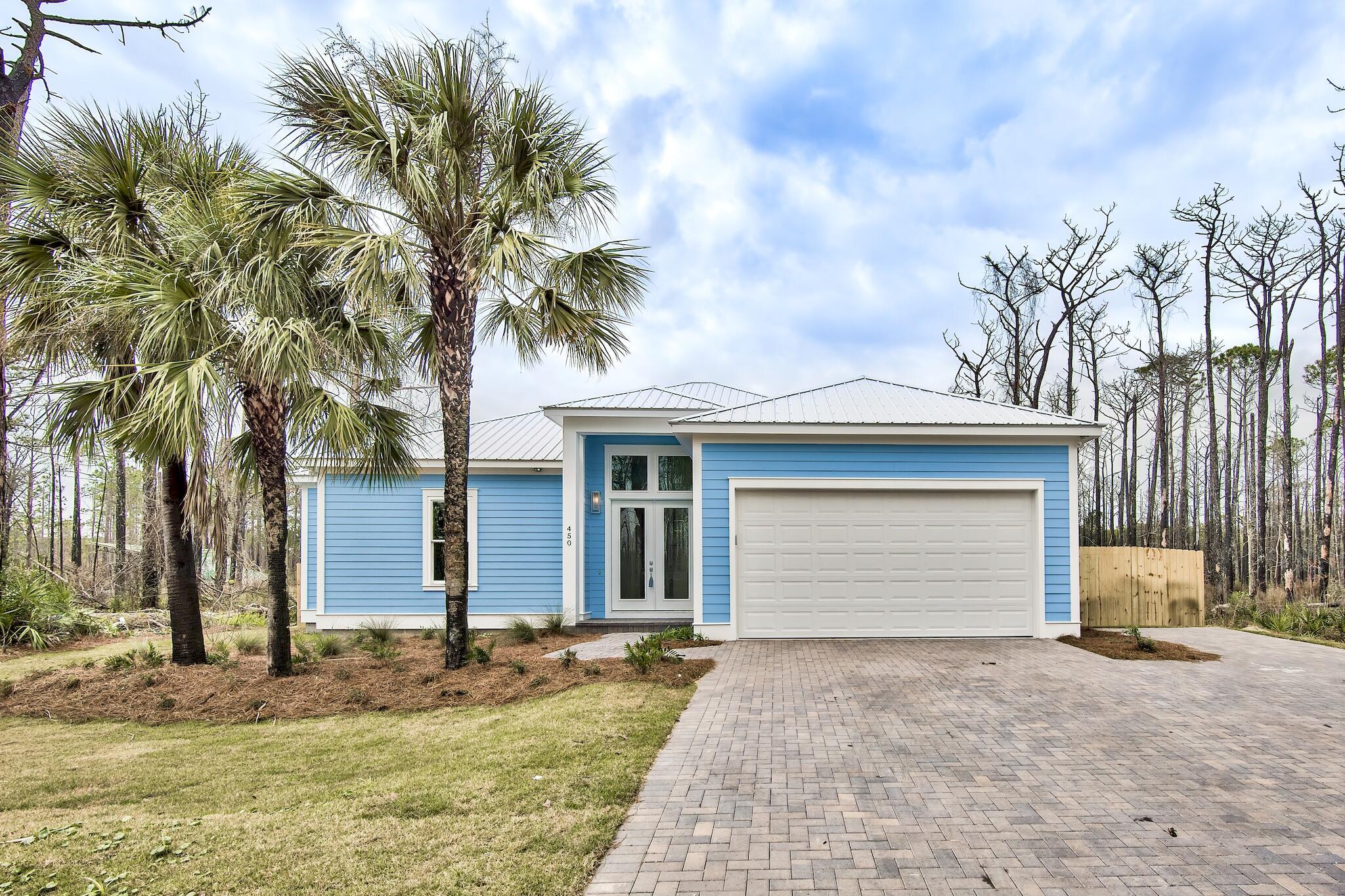 Property Photo: 450 Thompson Road FL 32459