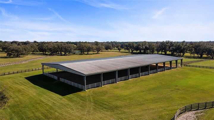 Property Photo: 3707 NW 110th Avenue FL 34482