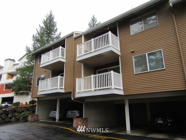 Property Photo:  8642 164th Avenue NE B105  WA 98052 