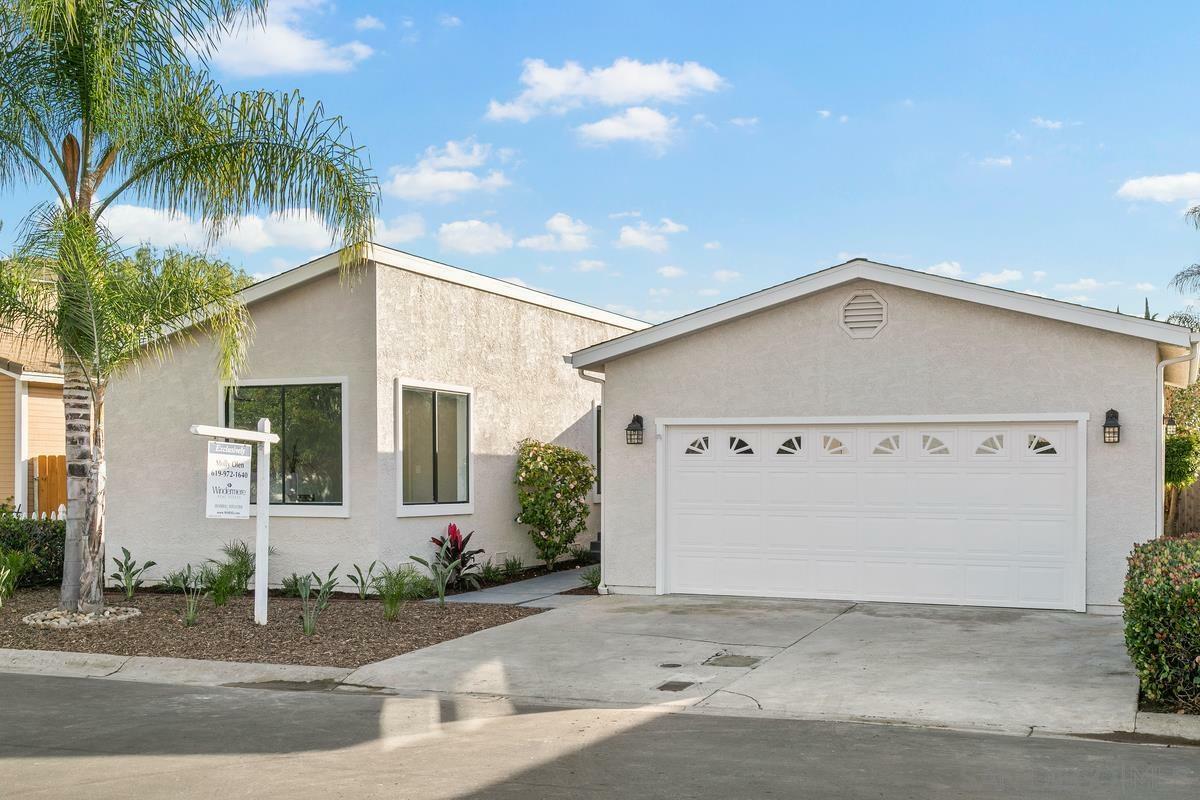 Property Photo:  1044 Badger Way  CA 92081 