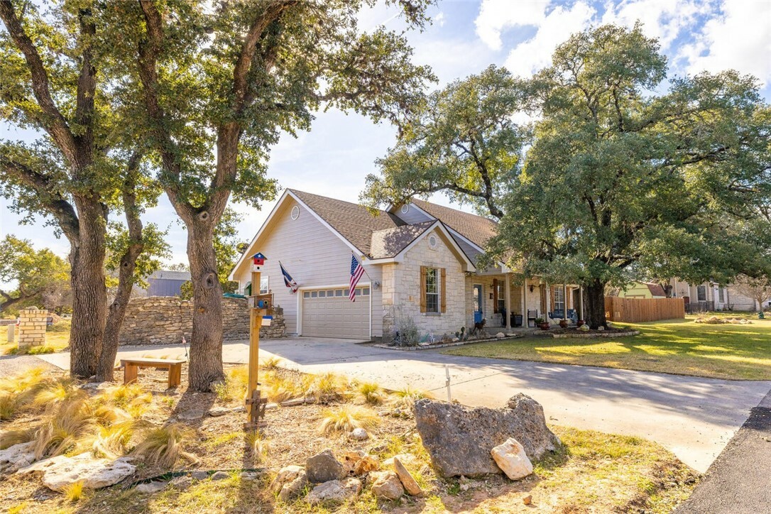 Property Photo:  1 Cripple Creek Court  TX 78676 