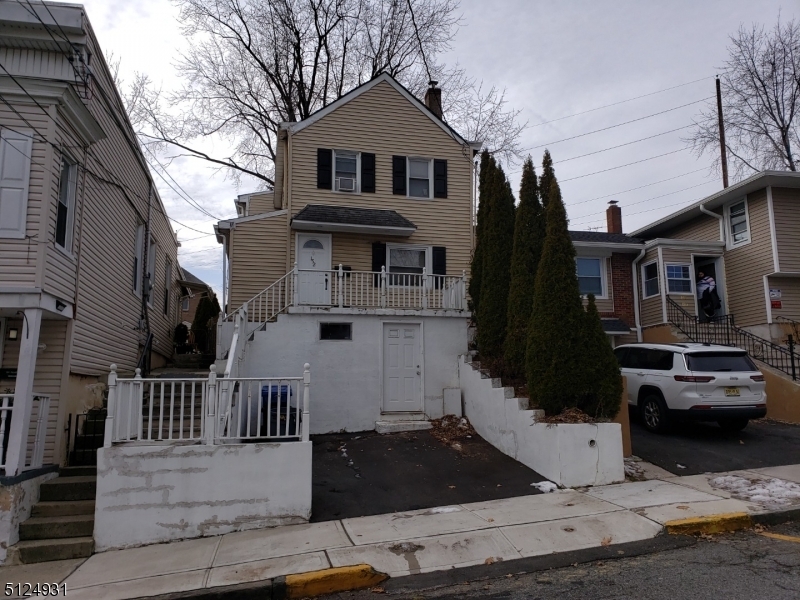 Property Photo:  152 Atlantic St  NJ 07503 