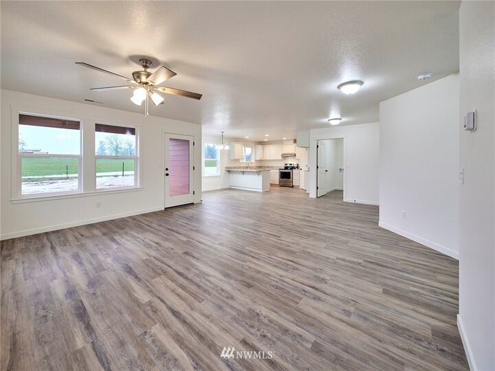 Property Photo: 405 Cardinal Avenue WA 98596