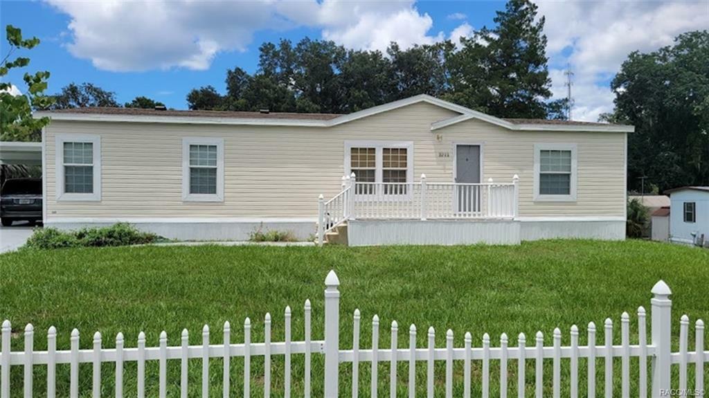 Property Photo:  5211 S Castlelake Avenue  FL 34436 