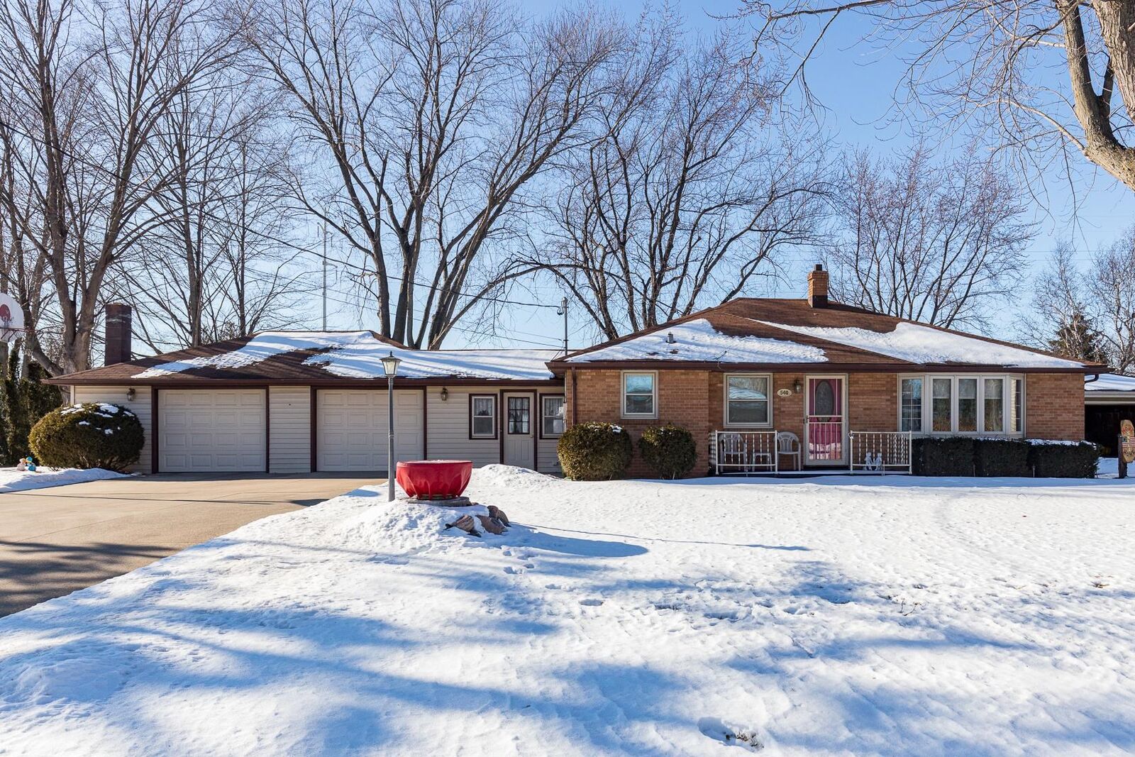 Property Photo: 540 S Railroad Street WI 54136