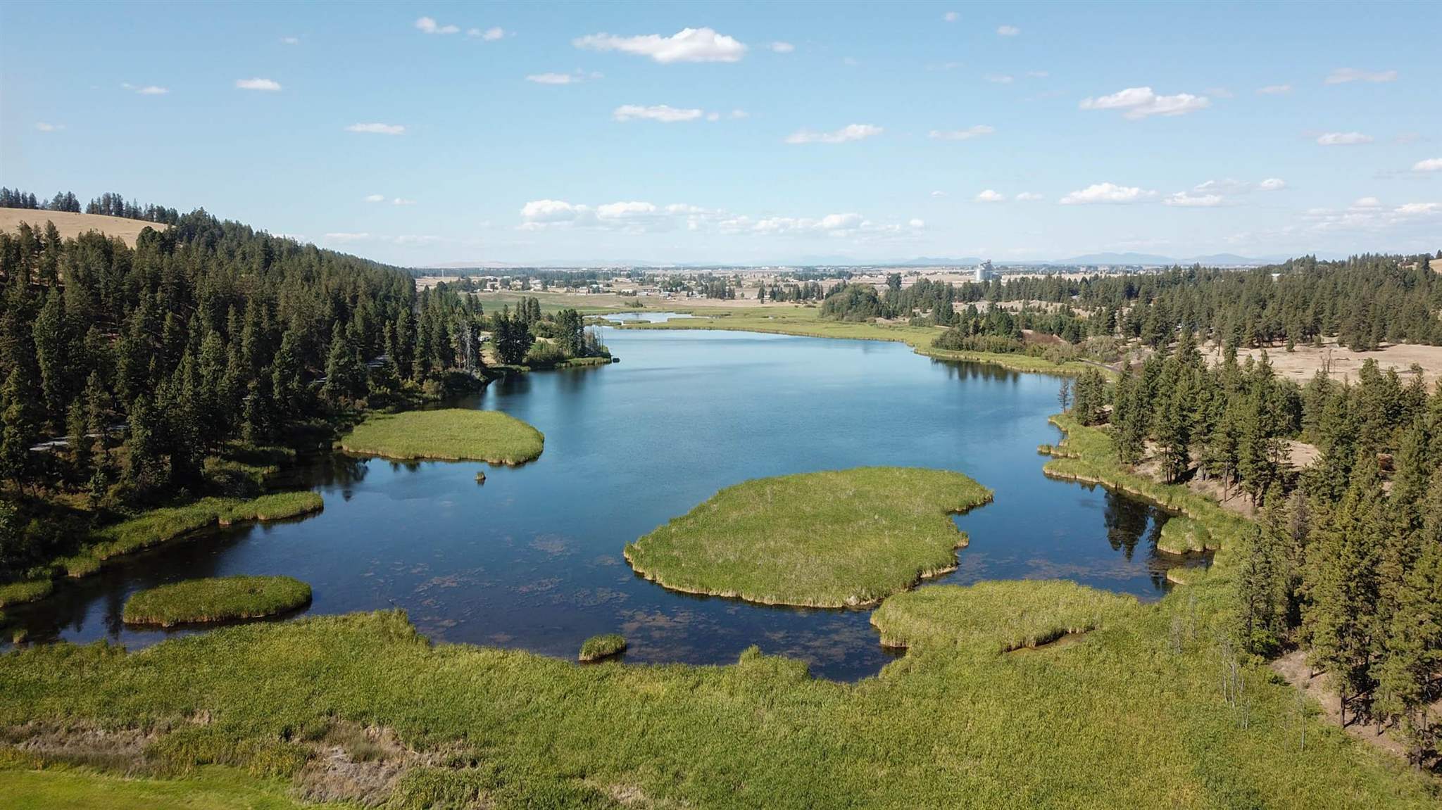 Property Photo: Xx W Meadowlake Rd WA 99004