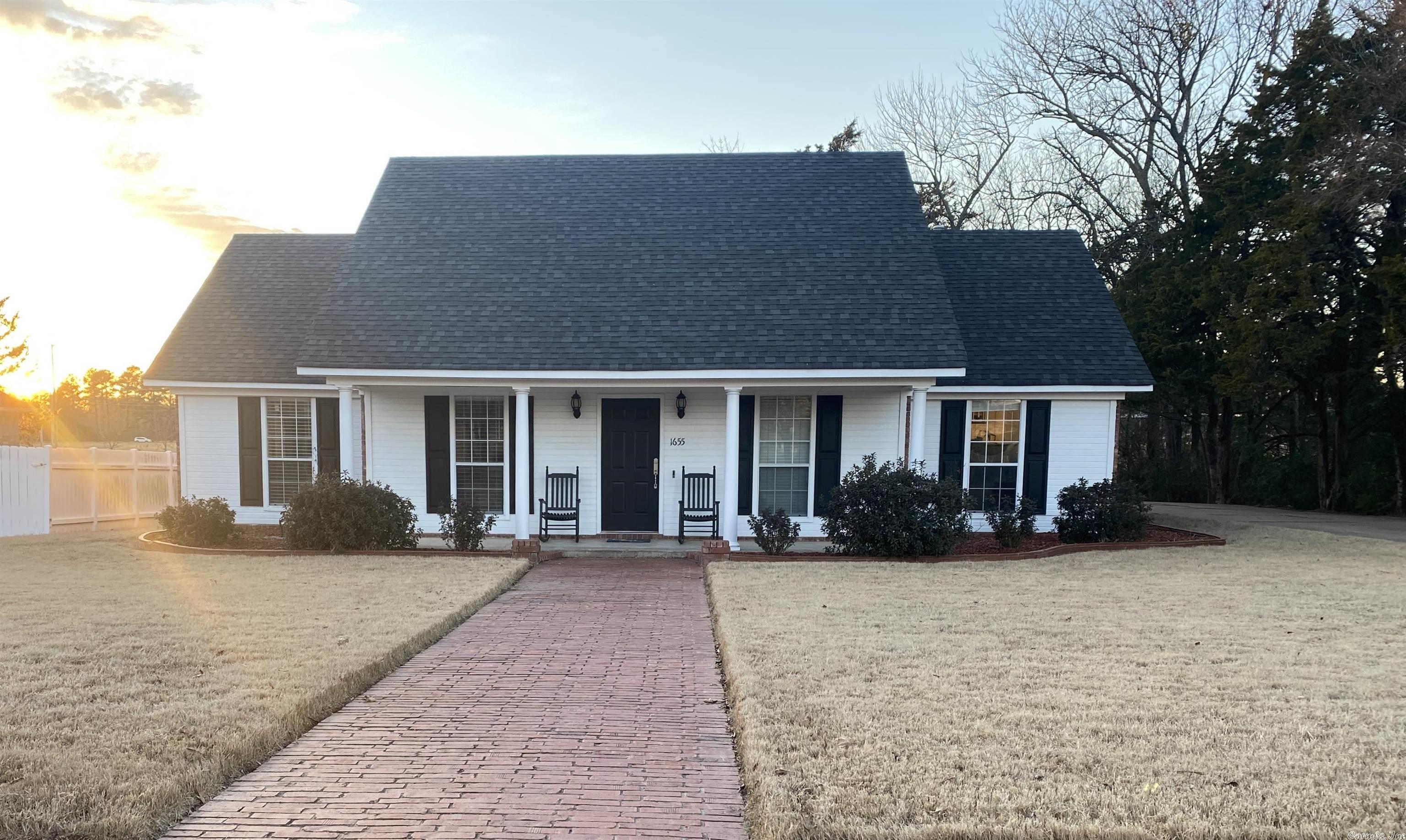Property Photo: 1655 Freyaldenhoven Lane AR 72032