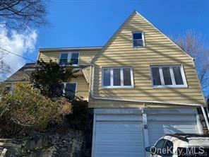 Property Photo: 128 Chatterton Parkway Right NY 10606