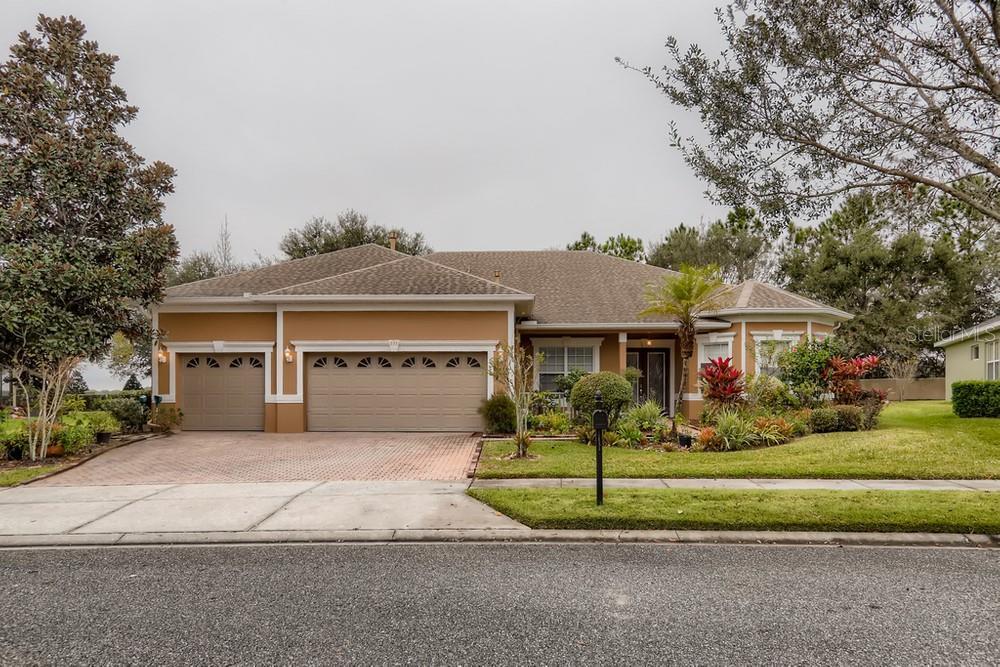 Property Photo: 193 Crepe Myrtle Drive FL 34736