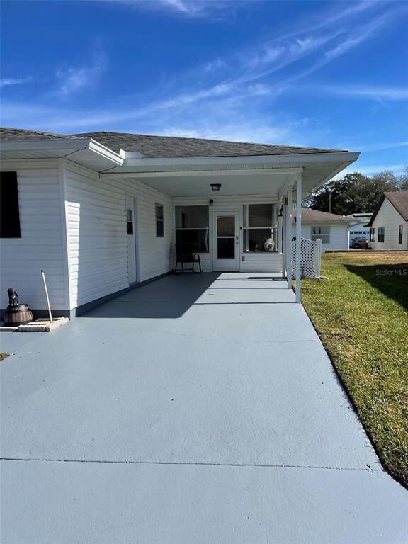 Property Photo:  4936 Goldenview Lane  FL 33811 