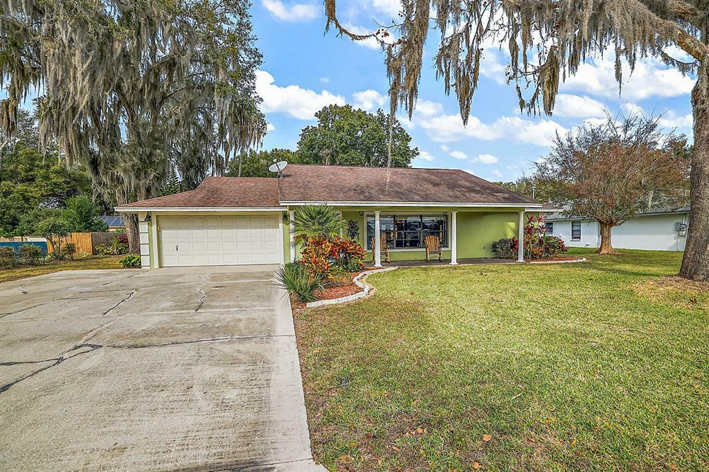 Property Photo:  516 Guerrant St  FL 32784 