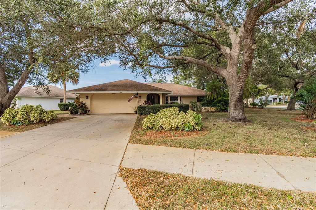 Property Photo:  390 Vista Wood Drive  FL 34293 