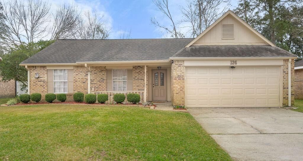 Property Photo:  126 Willow Wood Drive  LA 70461 