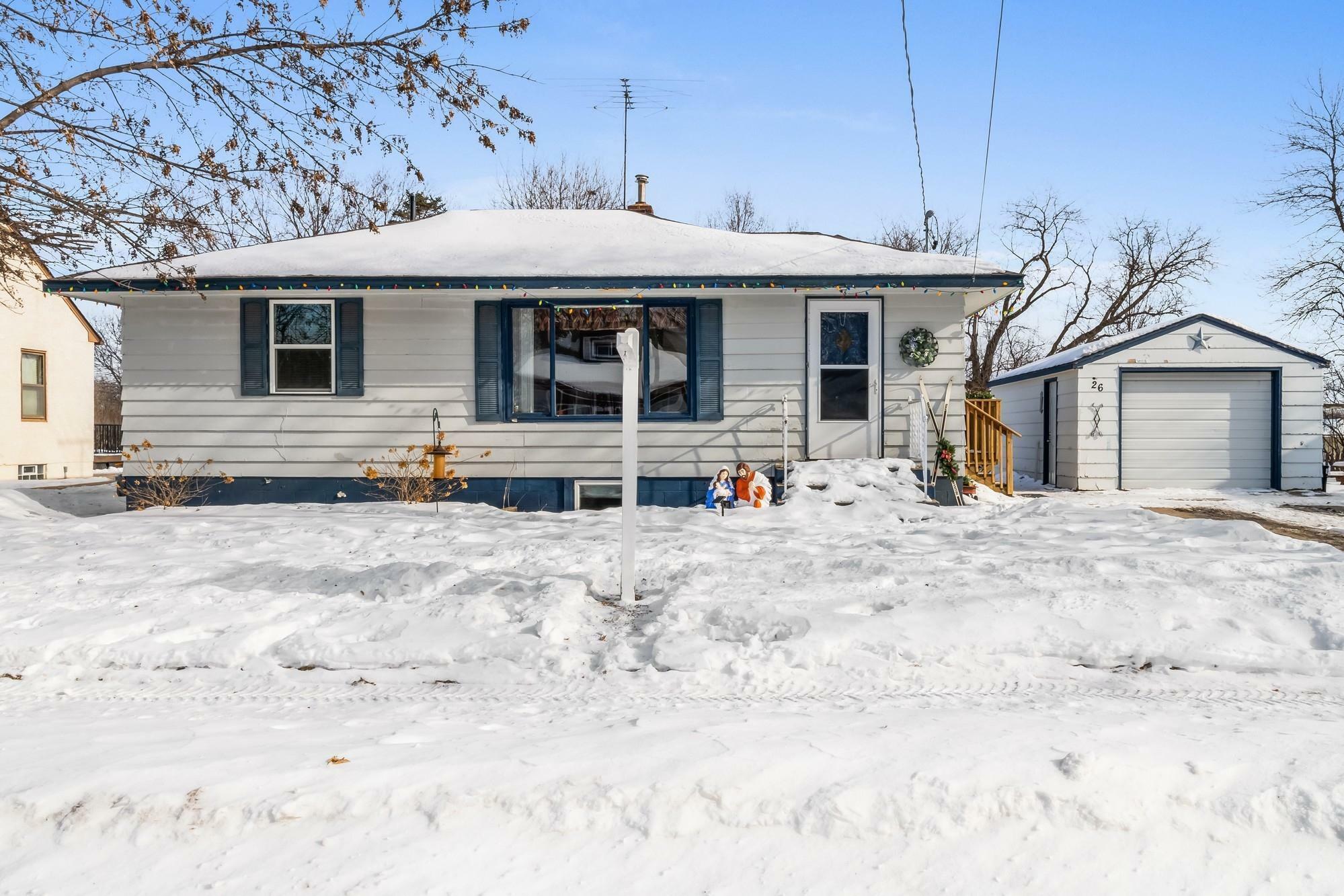 Property Photo:  26 Rose Avenue N  MN 55358 