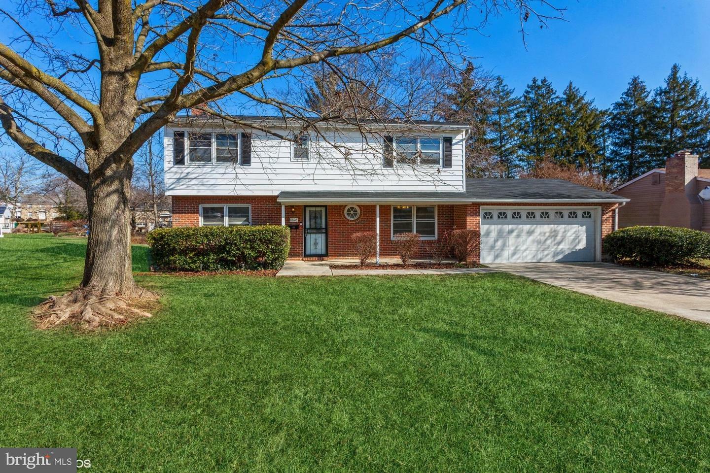 Property Photo:  8828 Stonehaven Road  MD 21133 