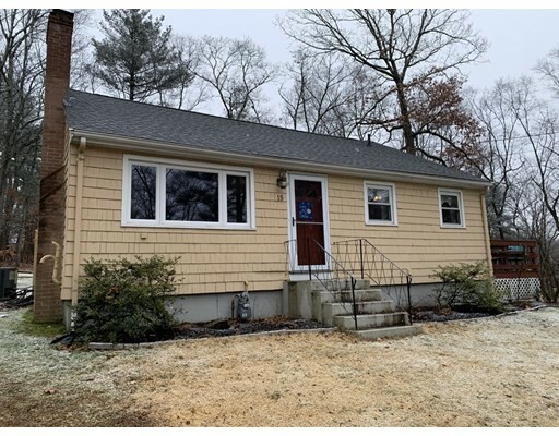 Property Photo: 15 Rolling Ridge Rd MA 02038