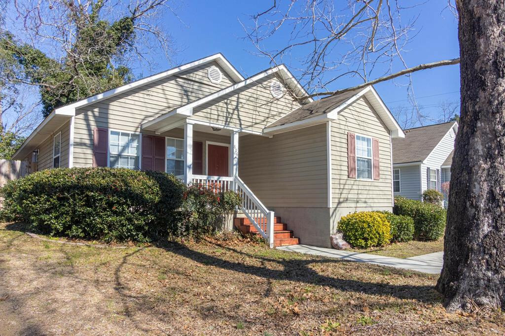 Property Photo:  806 Dillon Avenue NW  SC 29801 