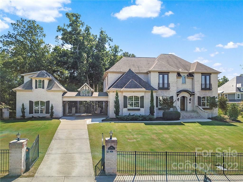 823 Harvest Pointe Drive  Fort Mill SC 29708 photo