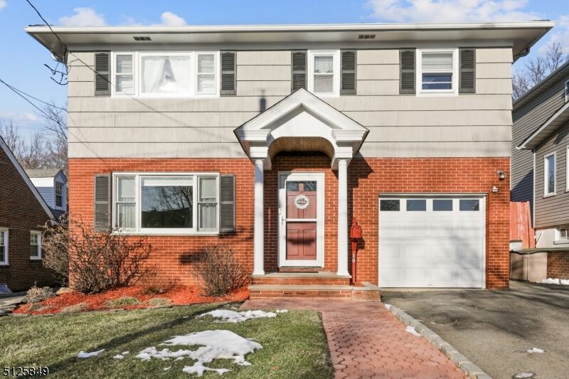 Property Photo:  10 Elk Rd  NJ 07044 