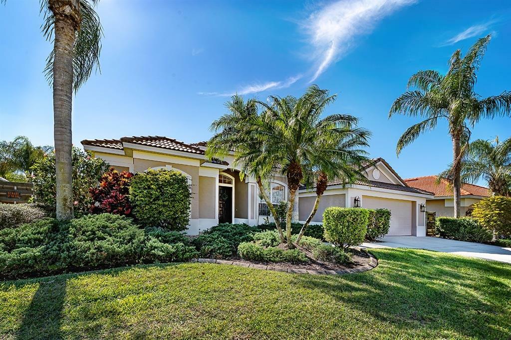 Property Photo:  5699 Eastwind Drive  FL 34233 