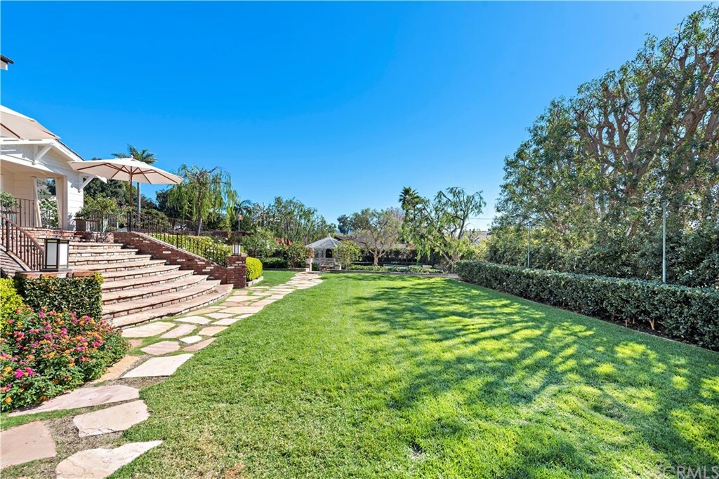 Property Photo: 451 Hawthorne Road CA 92651