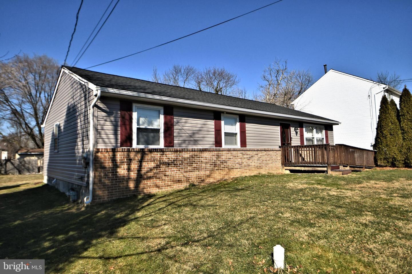 Property Photo: 240 Linden Avenue PA 19038
