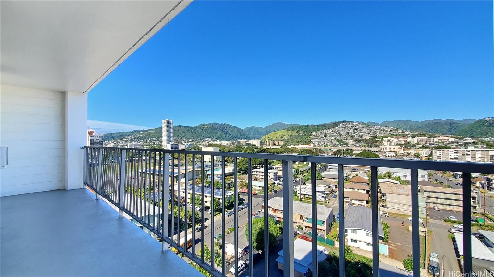 Property Photo:  737 Olokele Avenue 1204  HI 96816 