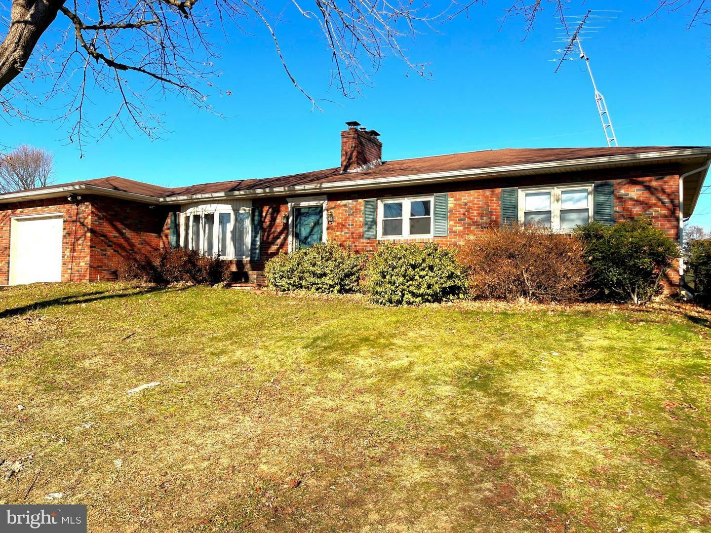Property Photo: 81 Field Circle PA 17202