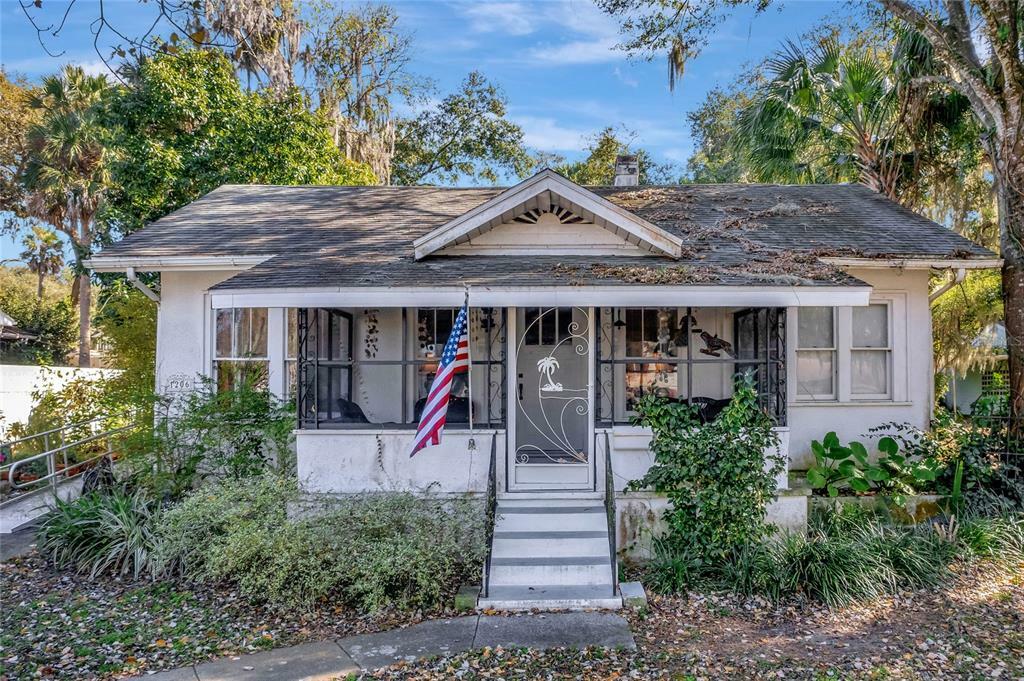 Property Photo:  1206 S 9th Street  FL 34748 