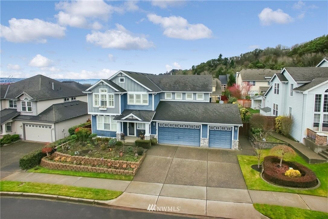 Property Photo: 1943 Lighthouse Lane NE WA 98422